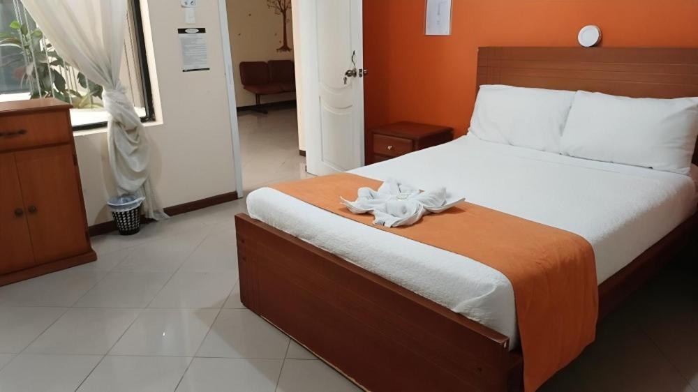 Hotel Miraflores Ibarra Ngoại thất bức ảnh