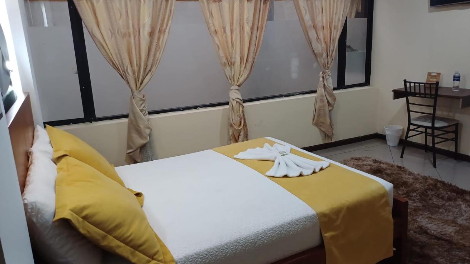 Hotel Miraflores Ibarra Ngoại thất bức ảnh